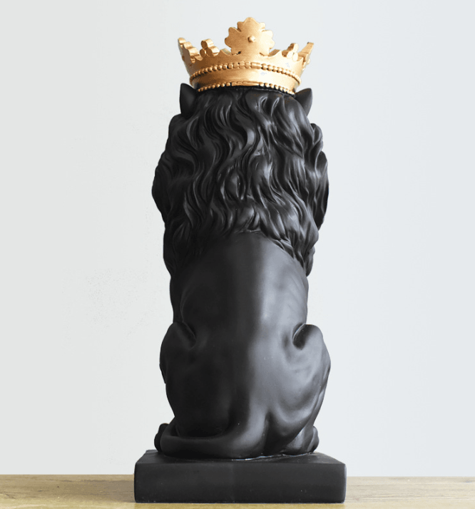 Luxury Mom Kastle Crown lion ornament Luxury Mom Kastle