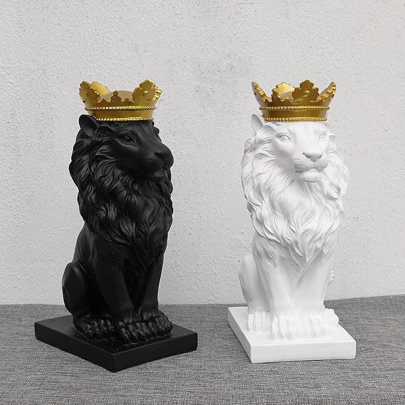Luxury Mom Kastle Crown lion ornament Luxury Mom Kastle