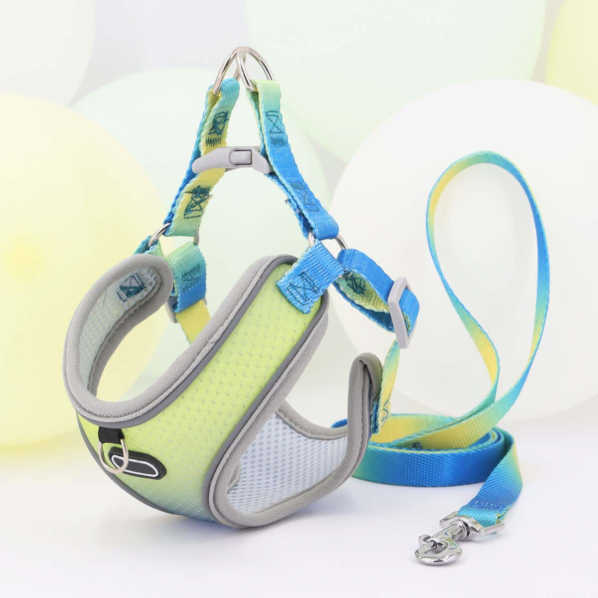 Luxury Mom Kastle Pet Clothes Hand Holding Rope Out Dog Chest Strap Luxury Mom Kastle dog harness